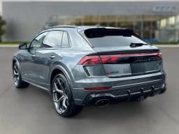 Audi RS Q8 performance quattro 2026 — side view