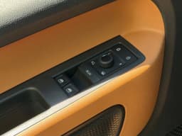 Volkswagen ID. Buzz Pro S Plus 4MOTION 2025 — side view