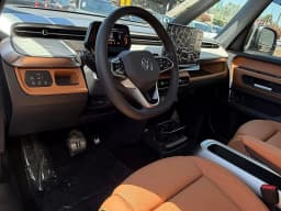 Volkswagen ID. Buzz Pro S Plus 4MOTION 2025 — side view