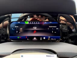 Volkswagen Golf R Base 2.0T DSG 2026 — side view