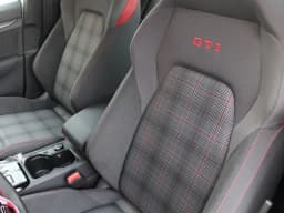 Volkswagen Golf GTI S 2.0T DSG 2026 — side view