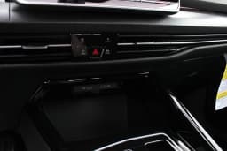 Volkswagen Golf GTI S 2.0T DSG 2026 — side view