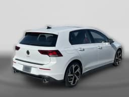 Volkswagen Golf GTI SE 2.0T DSG 2026 — side view
