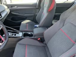 Volkswagen Golf GTI SE 2.0T DSG 2026 — side view