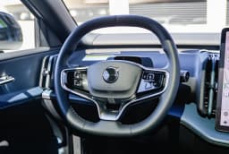 Volvo EX30 Cross Country Ultra Twin Motor AWD 2026 — side view