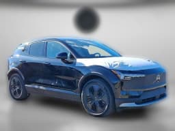 Volvo EX30 Cross Country Ultra Twin Motor AWD 2026 — side view