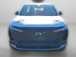 Volvo EX30 Cross Country Ultra Twin Motor AWD 2026 — side view
