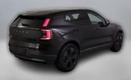 Volvo EX30 Cross Country Ultra Twin Motor AWD 2026 — side view