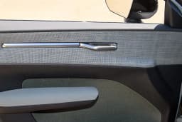 Volvo EX30 Plus Twin Motor AWD 2026 — side view