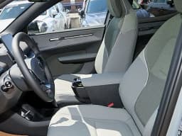 Volvo EX30 Plus Twin Motor AWD 2026 — side view