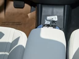 Volvo EX30 Plus Twin Motor AWD 2026 — side view