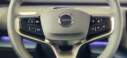 Volvo EX30 Plus Twin Motor AWD 2026 — side view
