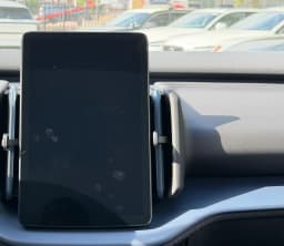 Volvo EX30 Plus Single Motor RWD 2026 — side view