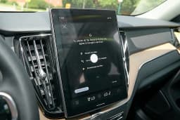 Volvo XC60 Plug-In Hybrid Plus T8 AWD 2026 — side view