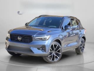 Volvo XC40 Ultra Black Edition B5 AWD Volvo XC40 Ultra Black Edition B5 AWD