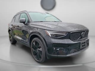 Volvo XC40 Ultra Black Edition B5 AWD Volvo XC40 Ultra Black Edition B5 AWD