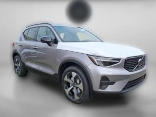 Volvo XC40 Core B5 AWD Volvo XC40 Core B5 AWD